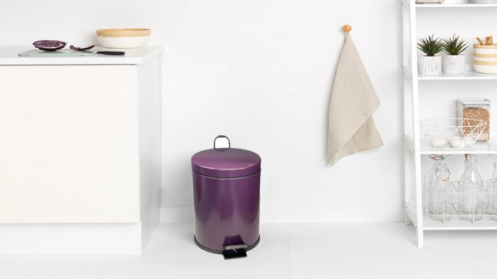 Цветные мусорные ведра из нержавеющей стали